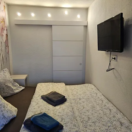 Zum Kuckuck Noch Mal Mit Schwimmbad Und Sauna Apartman